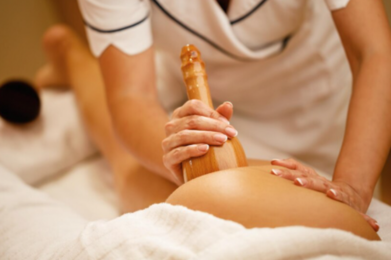 Massagem Relaxante com Ventosaterapia: Descubra Seus Benefícios Massagem Relaxante com Ventosaterapia: Descubra Seus Benefícios